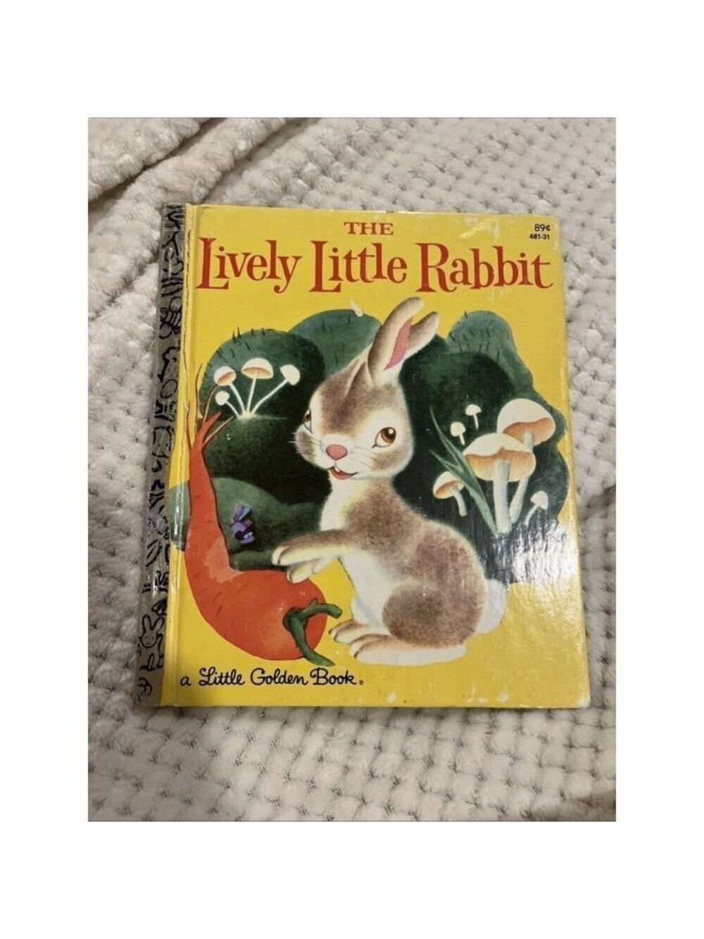 The Lively Little Rabbit Little Golden Book 201-44 1982 29th Printing